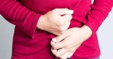 صورة برد الشتاء وتأثيره على المسالك البولية: التعامل مع الأعراض