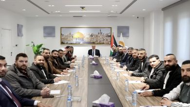 صورة الشيخ يستقبل سكرتاريا الشبيبة الفتحاوية ويشيد بنجاح الانتخابات وتعزيز الدور الشبابي