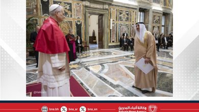 صورة قداسة البابا لاوُن الرابع عشر يتسلم أوراق اعتماد سفير مملكة البحرين لدى دولة الفاتيكان والمقيم في باريس