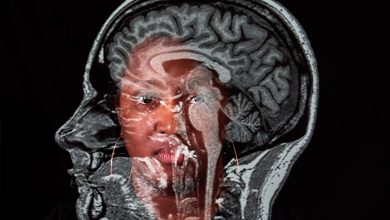 صورة رغم المخاطر.. كيف يمكن توظيف الجلوس لفترات طويلة من أجل حماية الذاكرة والوظائف الإدراكية؟