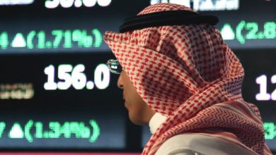 صورة الأسهم السعودية ترتفع إثر قرار فتح السوق أمام المستثمرين الأجانب