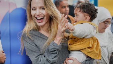 صورة أنجلينا جولي تزور رفح لمتابعة أوضاع الجرحى والمساعدات لغزة