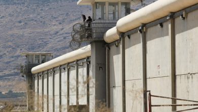 صورة تمرد بثلاثة سجون.. عصابة تفرض سطوتها وتحتجز الحراس رهائن في غواتيمالا