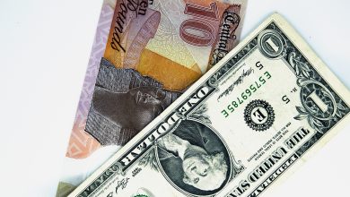 صورة سعر الجنيه مقابل الدولار في البنوك المصرية اليوم الأربعاء