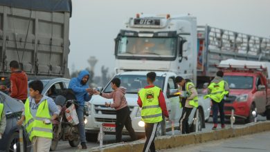 صورة مبادرات إفطار الصائمين تزدهر على الطرق بمصر