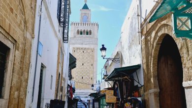 صورة مساجد تونس.. عمارةٌ تطاول التاريخ وأصوات شابة تبعث فيها نبض الحياة