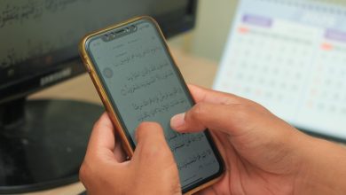 صورة عصر “المصحف الذكي”.. تعرف على أفضل تطبيقات القرآن في رمضان